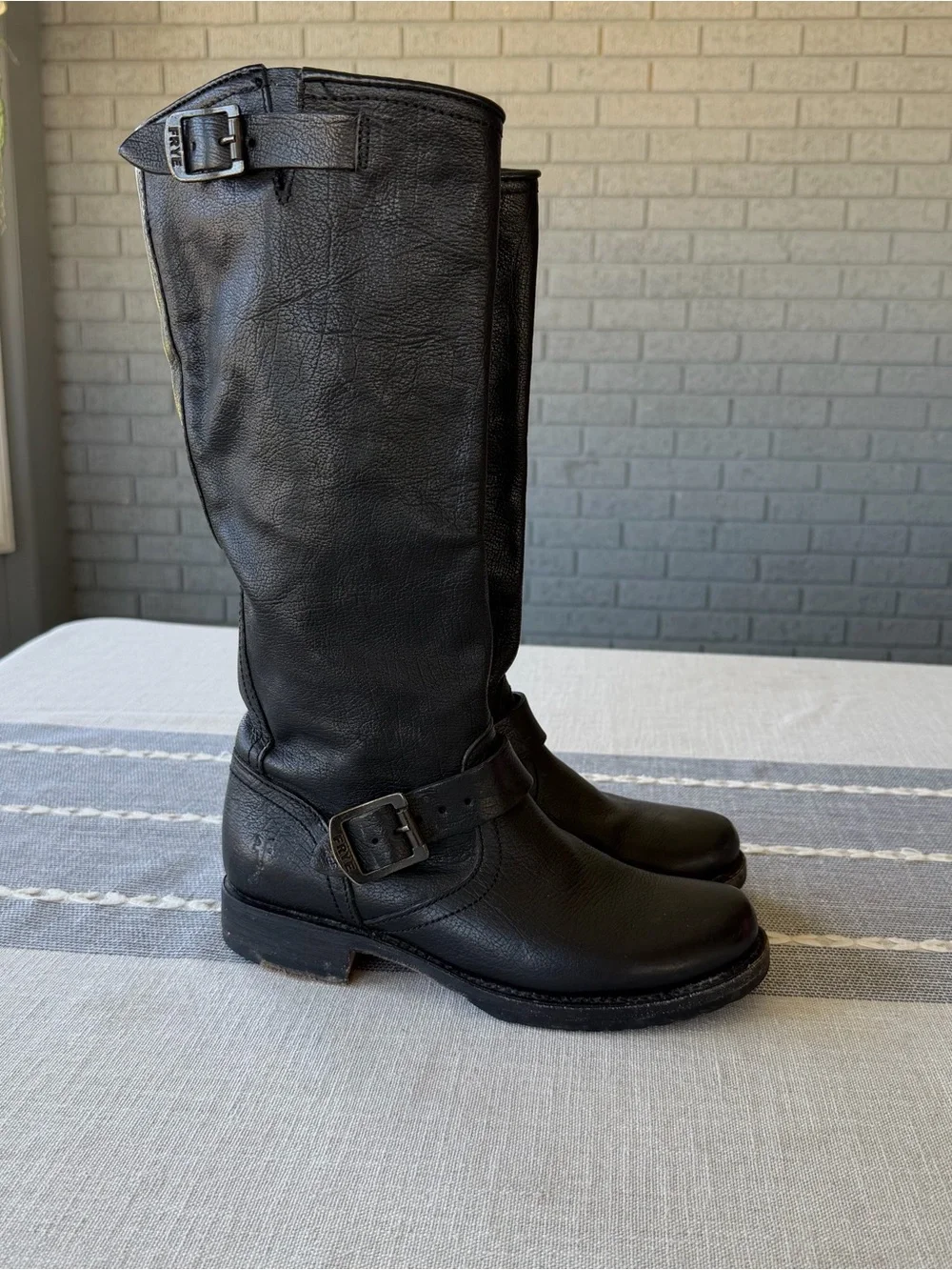 Frye Veronica Slouch Boots Black Leather Harness Engineer Boots Size 6